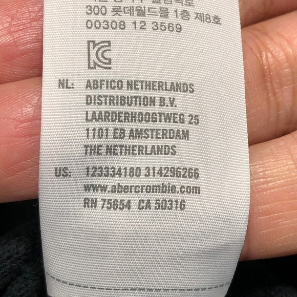 Abercrombie & Fitch Mens Long Sleeve Graphic T-Shirt Black Size M - Picture 8 of 9